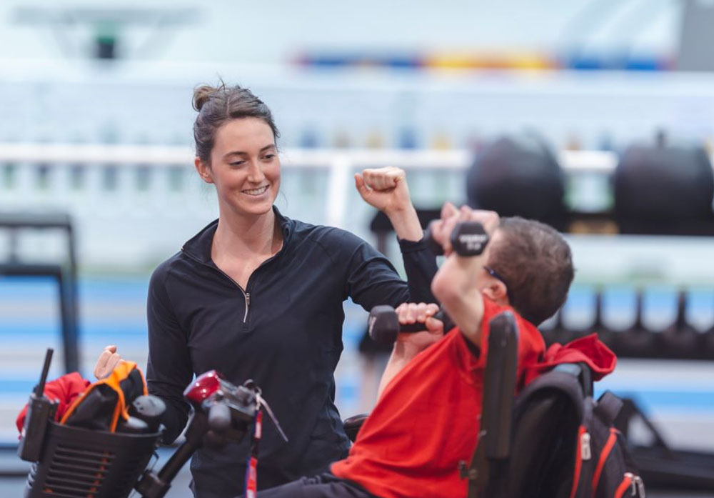 Exercise physiologist supporting NDIS participant