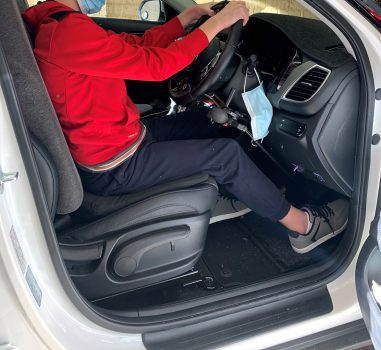 26 June 2021

This particular branch of OT focuses finding ways to help you get behind the wheel again. Here’s a glimpse into what a driving occupational therapist gets up to during a typical work day, as well as what a driving assessment might involve!